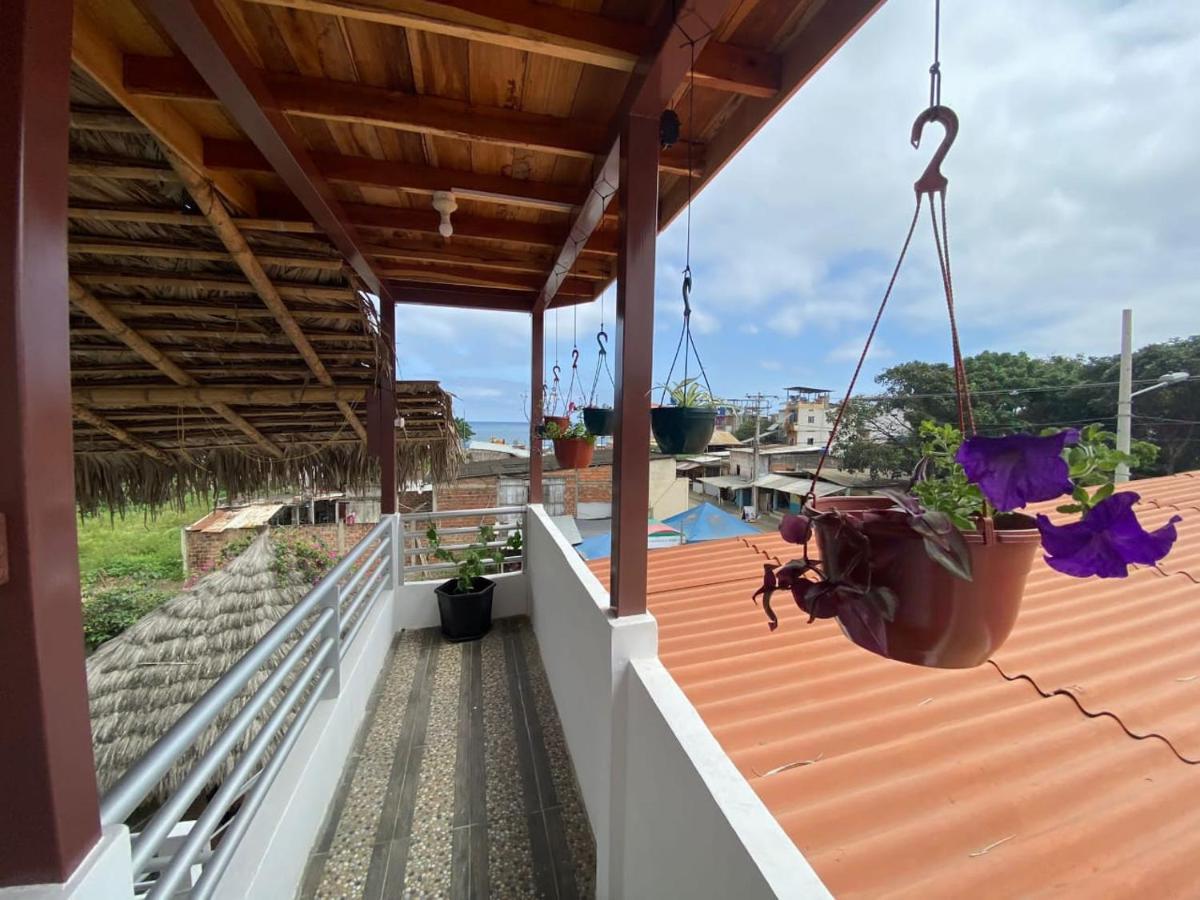 Hôtel Haus Quentin à Puerto López Extérieur photo