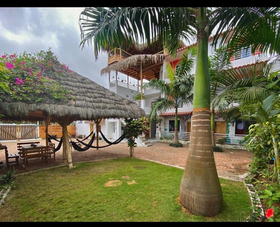 Hôtel Haus Quentin à Puerto López Extérieur photo