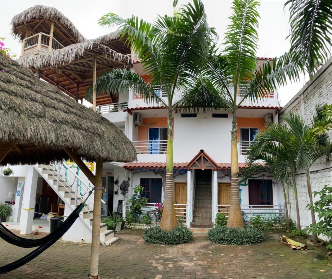 Hôtel Haus Quentin à Puerto López Extérieur photo