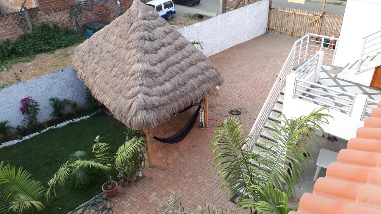 Hôtel Haus Quentin à Puerto López Extérieur photo