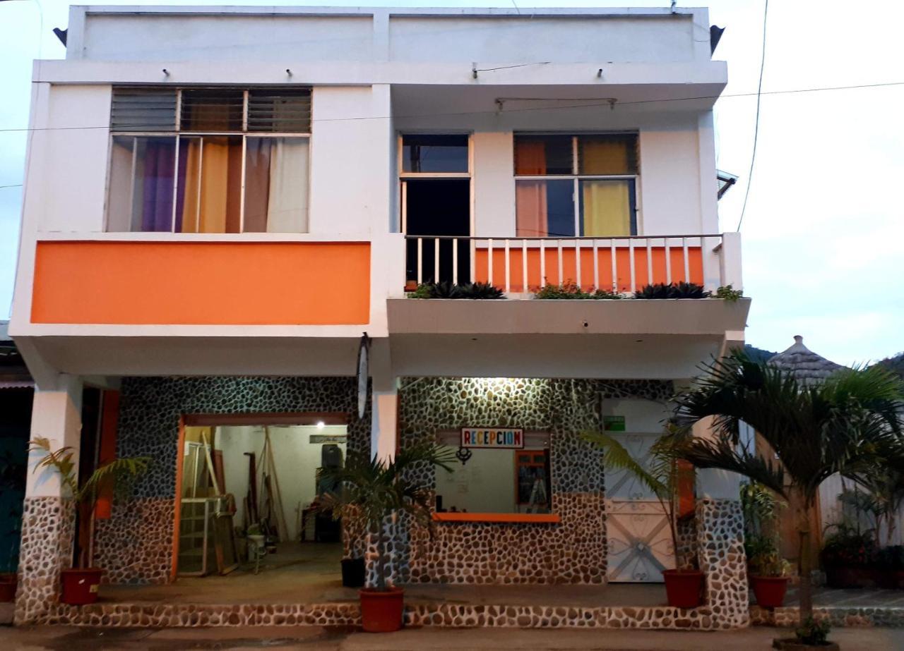 Hôtel Haus Quentin à Puerto López Extérieur photo