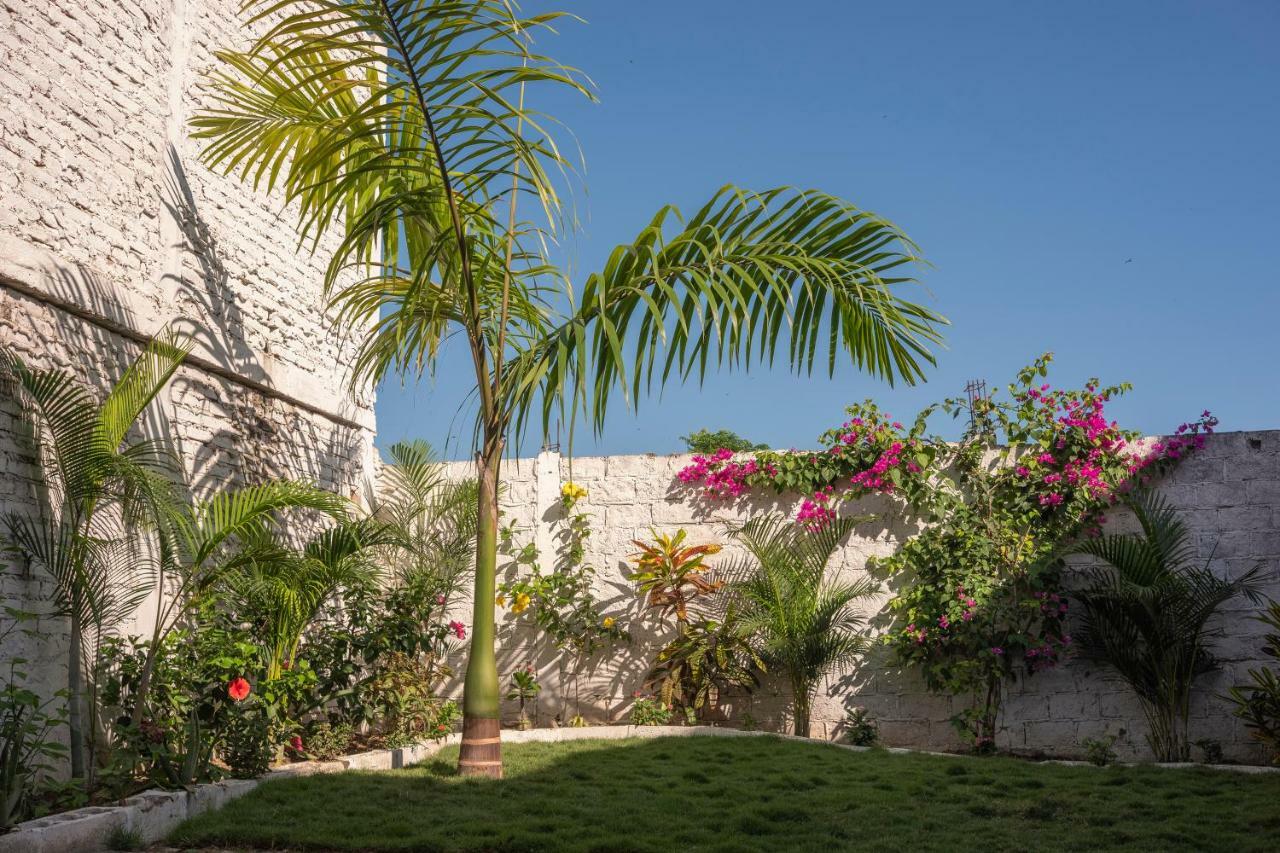 Hôtel Haus Quentin à Puerto López Extérieur photo